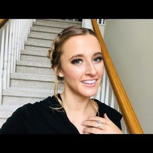 Meet your Posher, Rachel